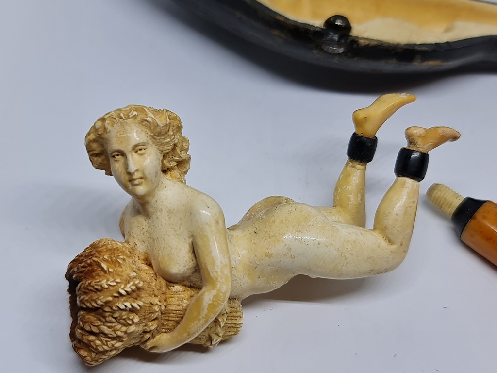 19th C. Large Meerschaum & Amber Cigarette Holder "Nude Holding Stack Of Straw"