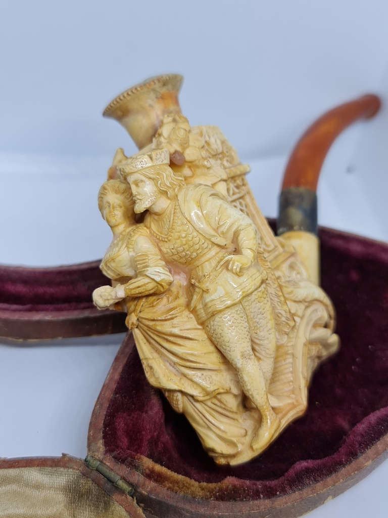 Vintage 19th.C. Meerschaum & Amber Tobacco Pipe/Cigarette Holder "The King & Queen & a Conspiracy"