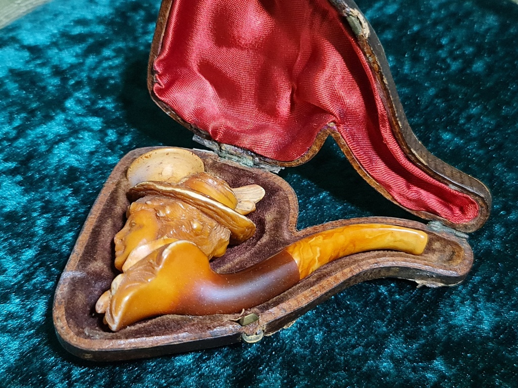 Victorian Meerschaum & Amber Tobacco Pipe/Cigarette Holder Stem Lady Viktoria