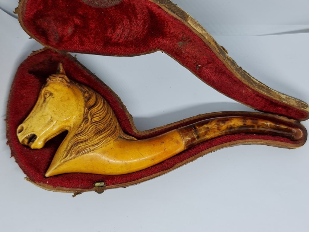 Vintage 19th.C. Large Meerschaum & Amber Tobacco Pipe/Cigarette Holder "Horse"