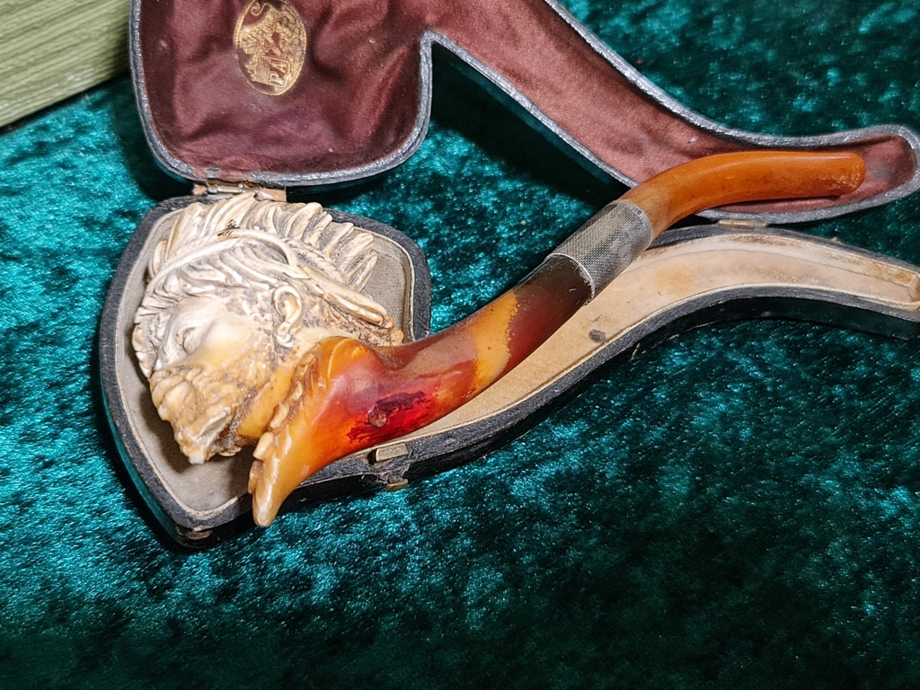 19th C. Meerschaum & Amber Tobacco Pipe/Cigarette Holder "Seminole Man"