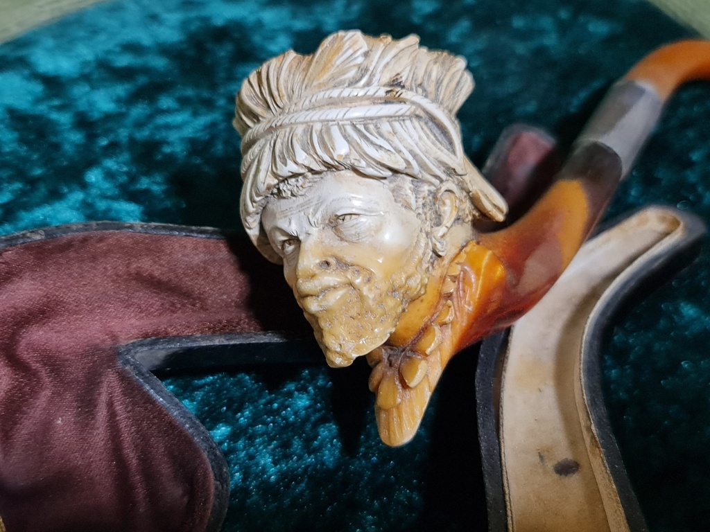 19th C. Meerschaum & Amber Tobacco Pipe/Cigarette Holder "Seminole Man"