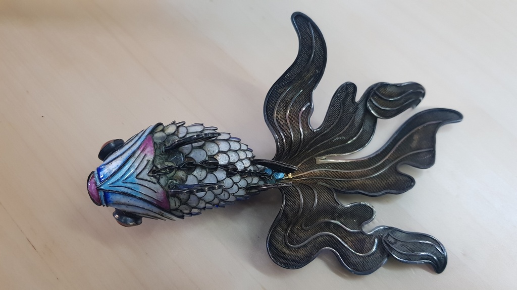 XLarge VINTAGE CHINESE ASIAN ARTICULATED SILVER BLUE CLOISONNE ENAMEL KOI FISH