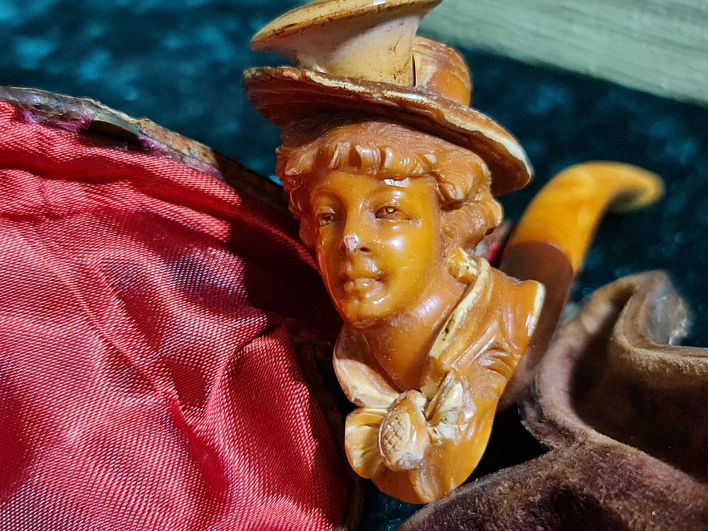 Victorian Meerschaum & Amber Tobacco Pipe/Cigarette Holder Stem Lady Viktoria