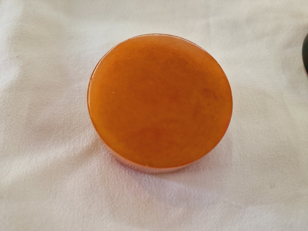 Vintage bakelite box veins Trinket with lid