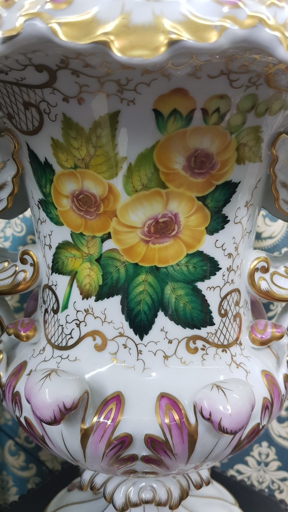 XLarge Herend Hungary Porcelain Lidded Vase With Elegance Swan Handles "Fleurs des Indes"