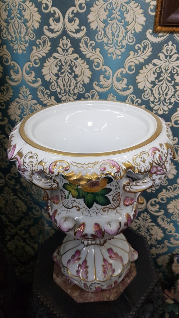 XLarge Herend Hungary Porcelain Lidded Vase With Elegance Swan Handles "Fleurs des Indes"