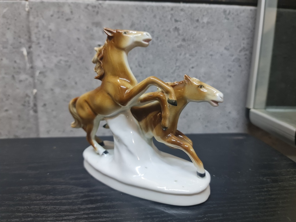 Vintage German Carl Scheidig Grafenthal Running Horses Figural Group