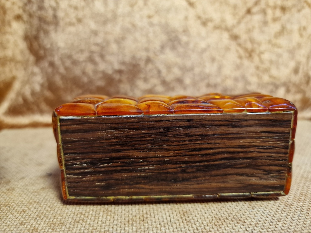 Antique  SBM amber lighter