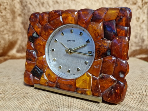 Antique SBM Königsberg Amber Desk Clock Art Deco