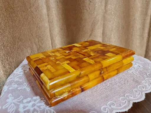 XLarge Königsberg SBM Butterscotch Amber Box Art Deco